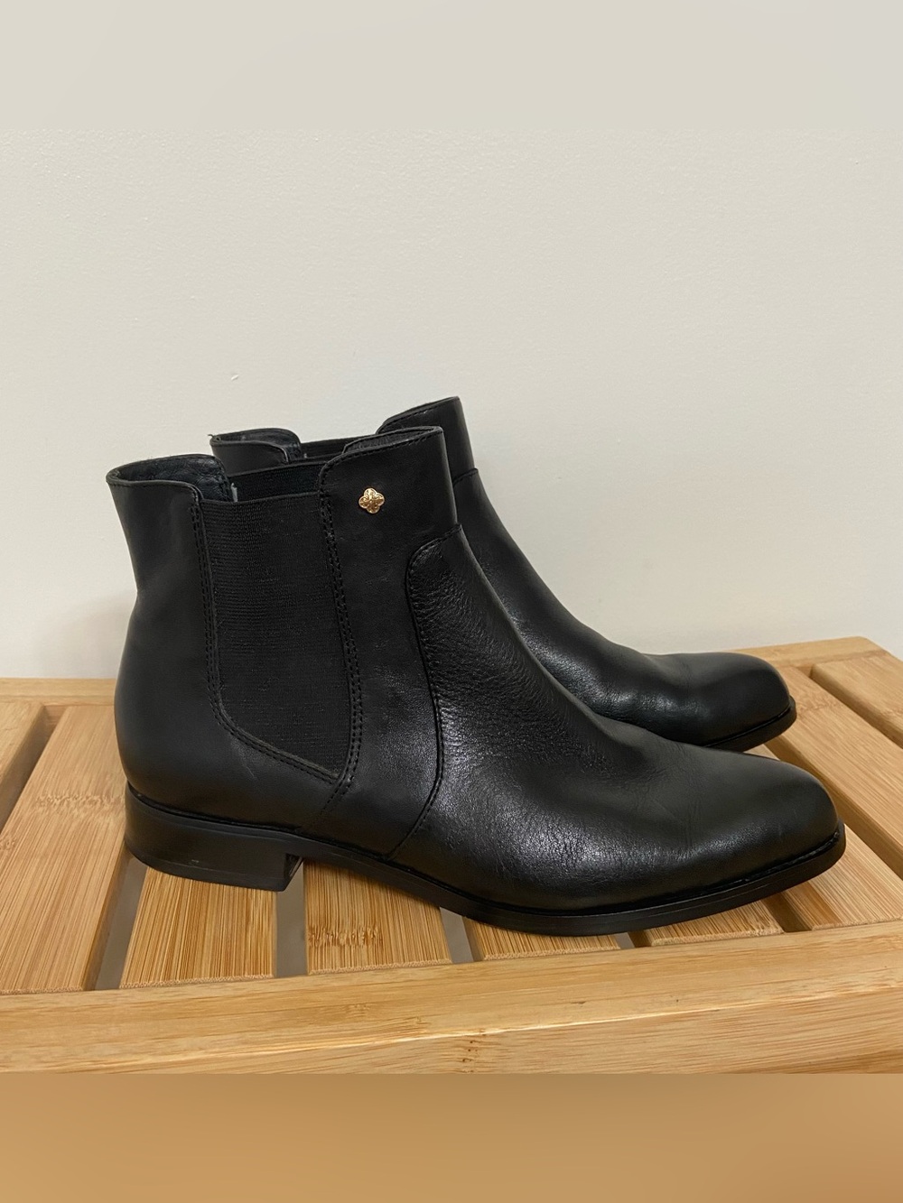 Isolá Black Leather Chelsea Ankle Boots Size 6M Pointed Toe Gold Logo